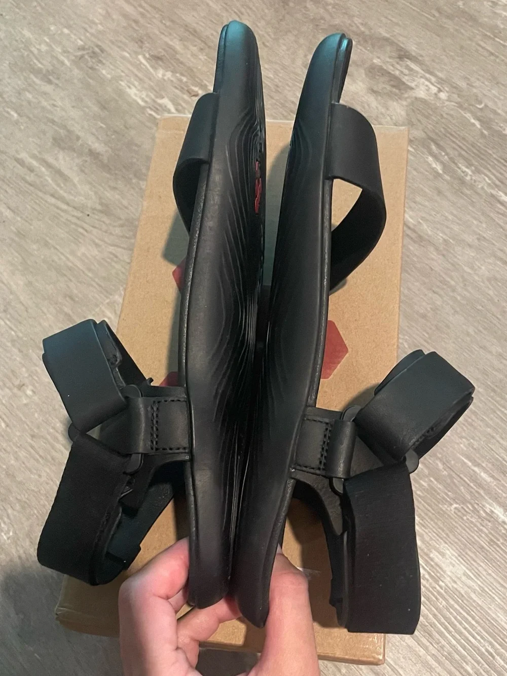 VivoBarefoot Sensus Yin Sandals Women's Black Obsidian EU 41/US 10 Like New